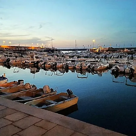 Mora